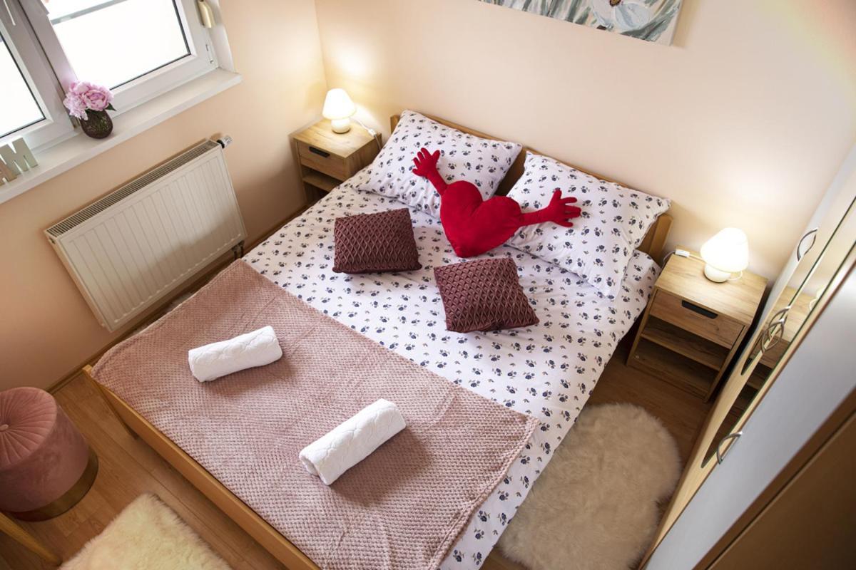 Apartman Tara วาราชดีน ภายนอก รูปภาพ