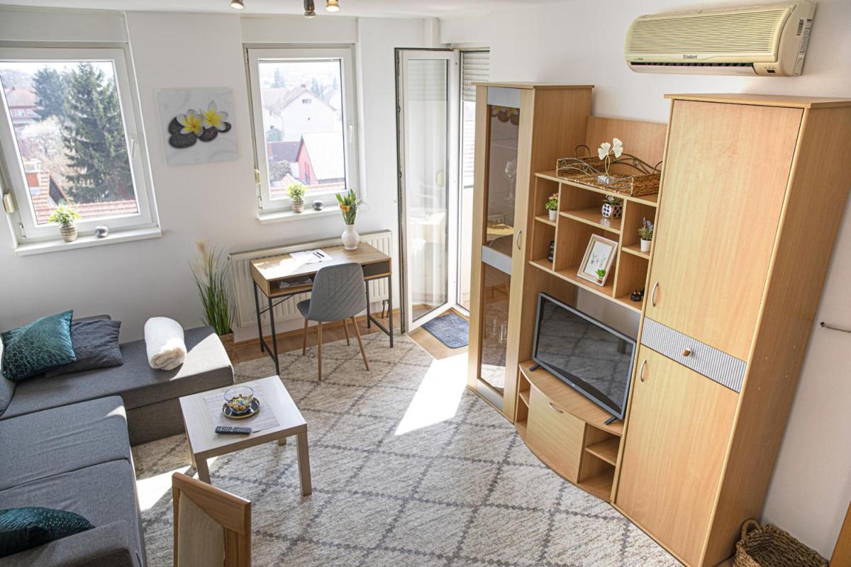 Apartman Tara วาราชดีน ภายนอก รูปภาพ